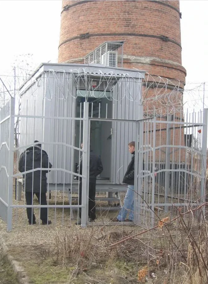 Бытовка металлическая бу 4,5х2,4х2,8 - изображение 1