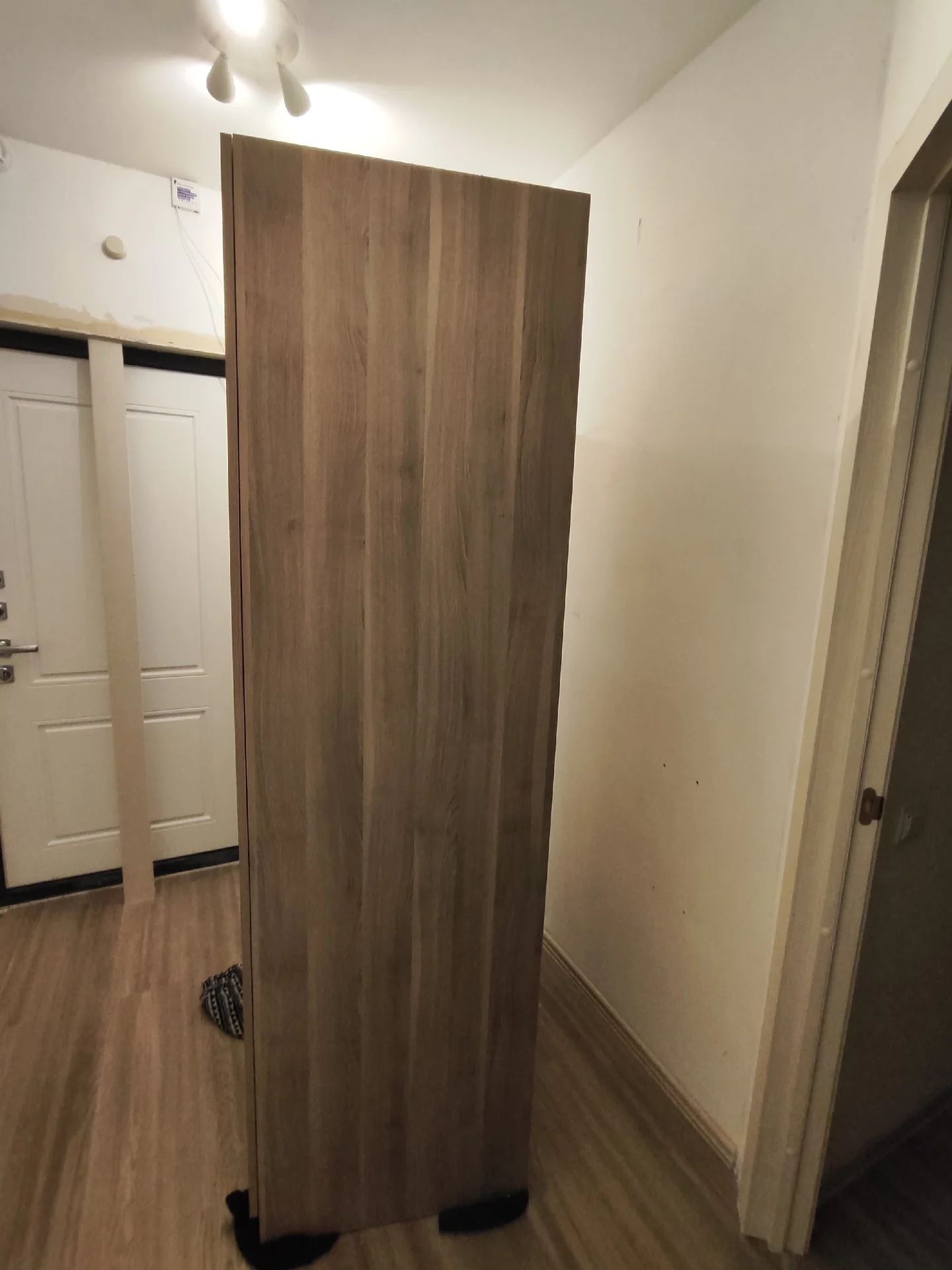 Шкаф IKEA 80х202х58 - миниатюра 2
