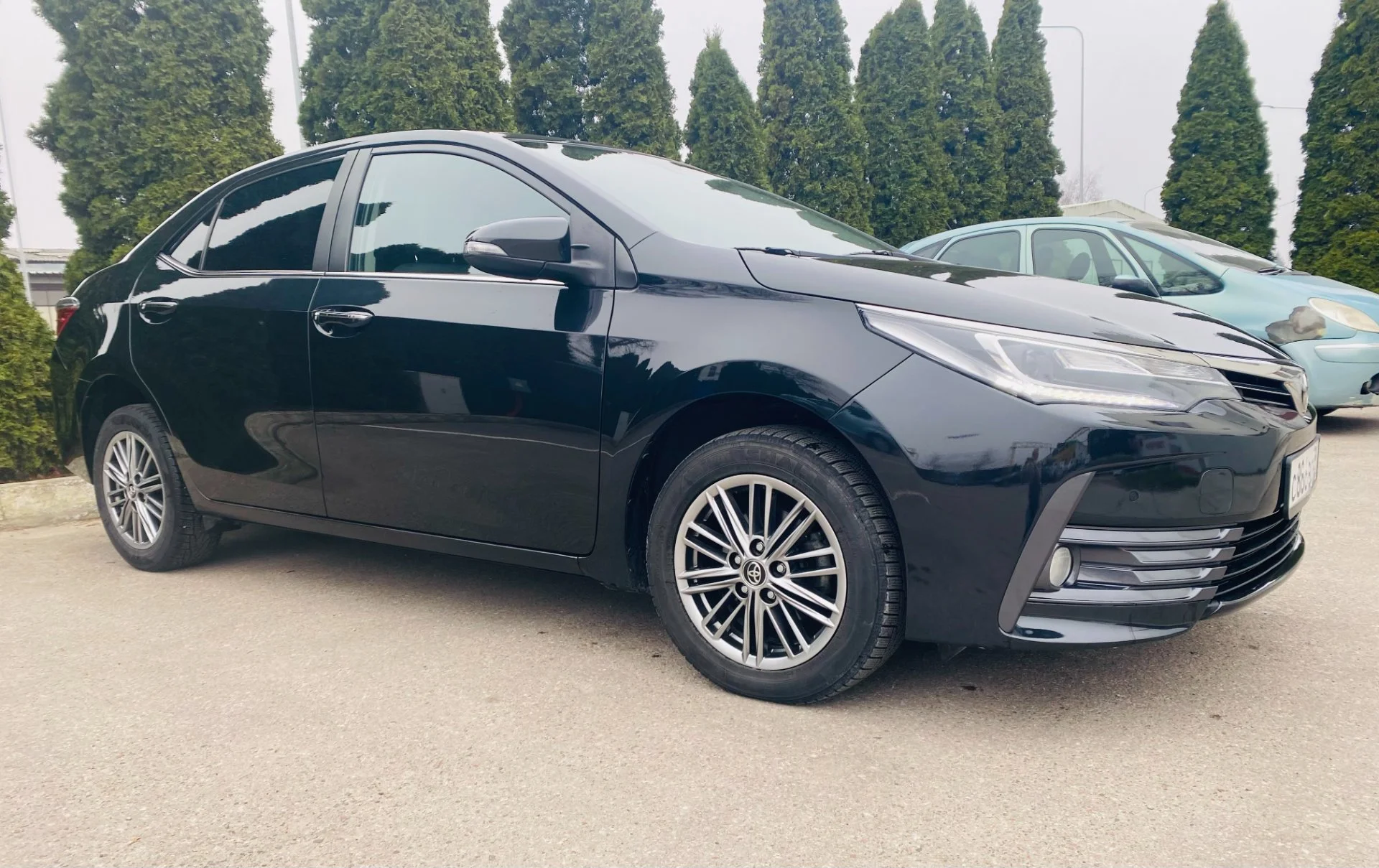 Аренда авто Toyota Corolla - изображение 1