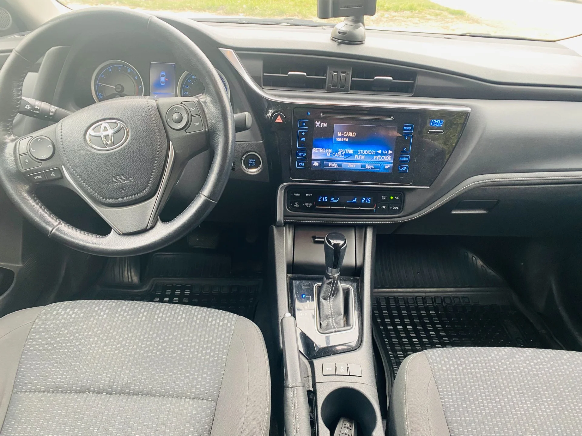 Аренда авто Toyota Corolla - миниатюра 4