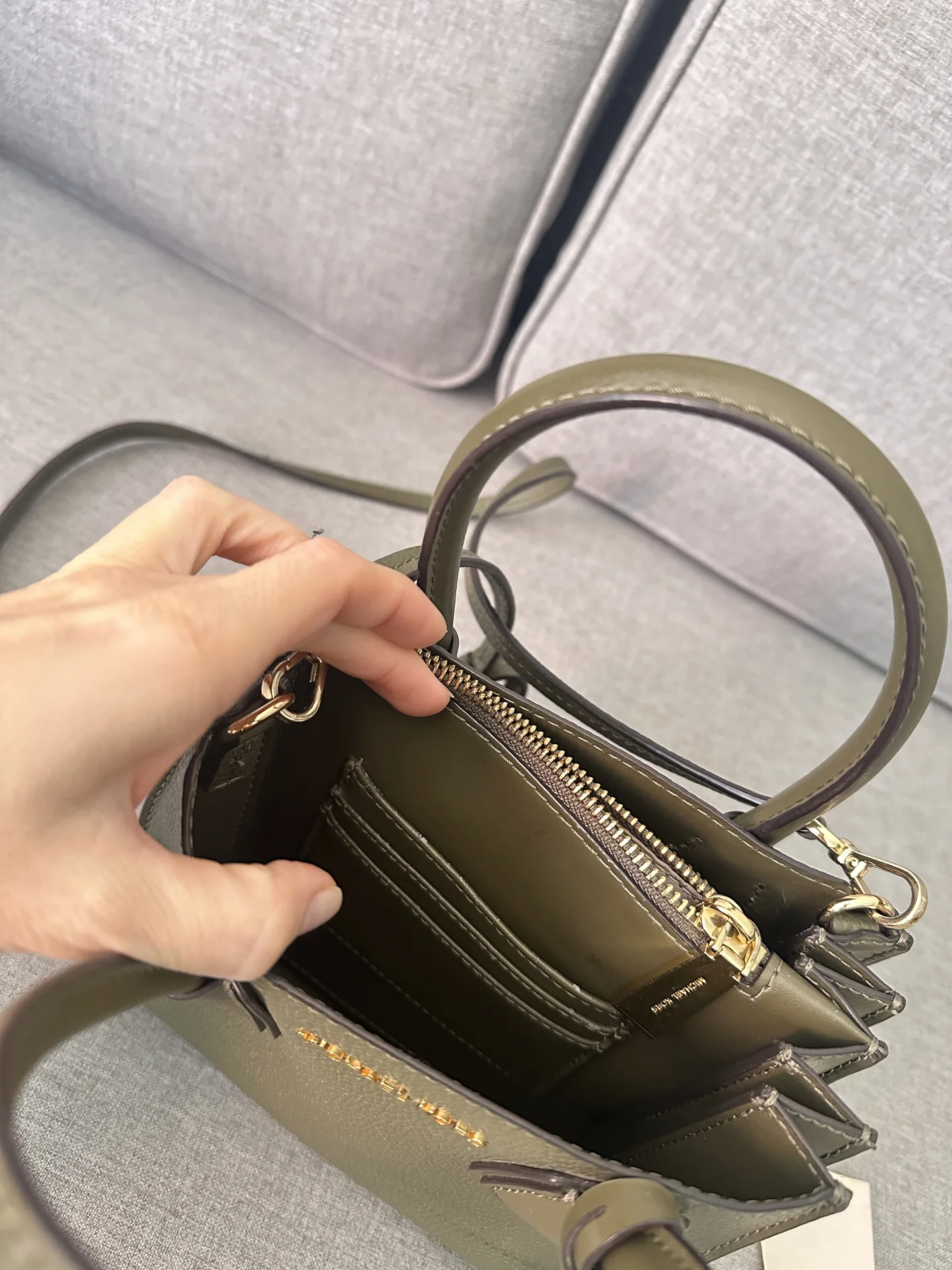 Michael Kors сумка б/у оригинал - миниатюра 7