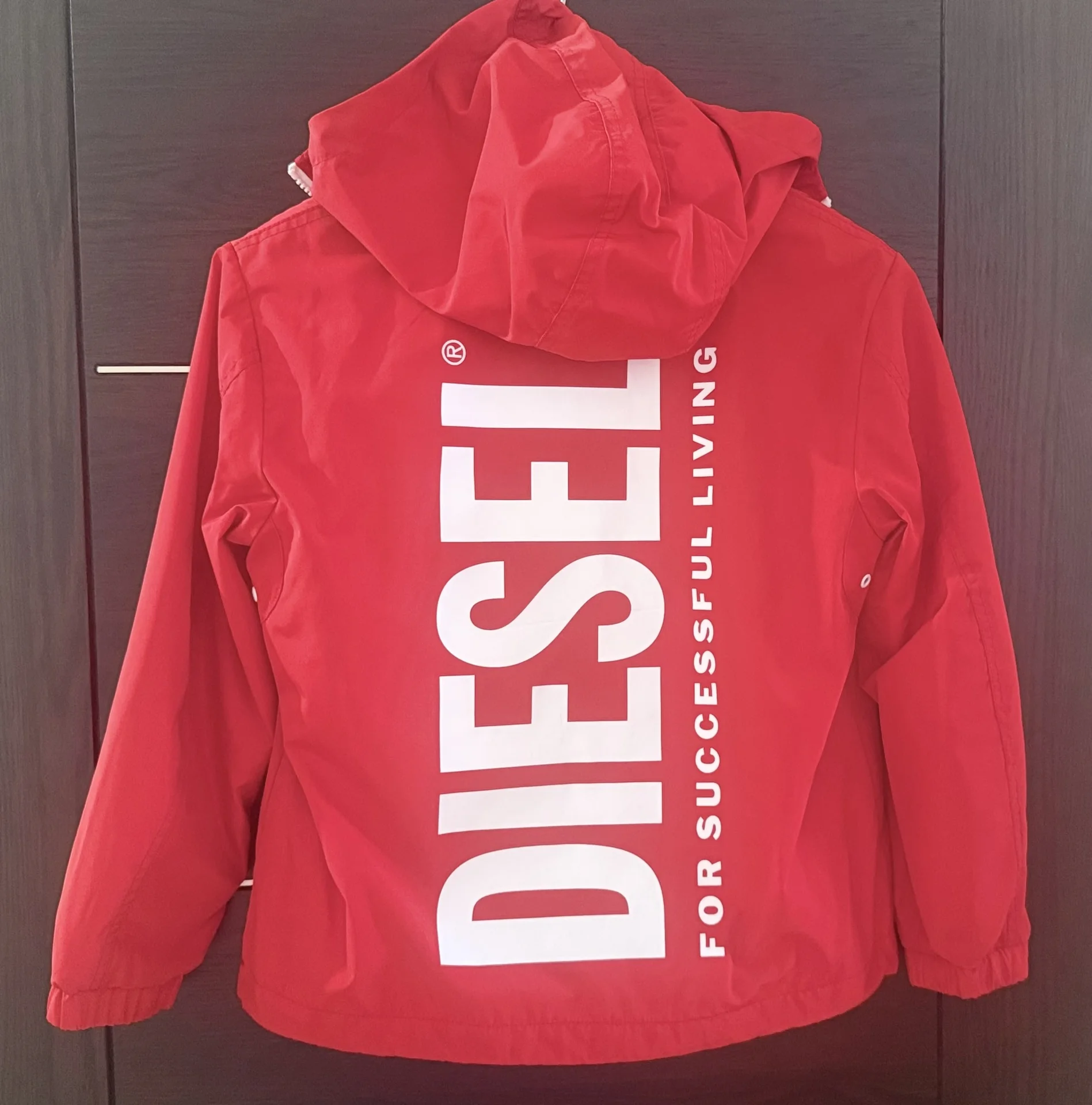 Ветровка Diesel оригинал 144 см - миниатюра 2