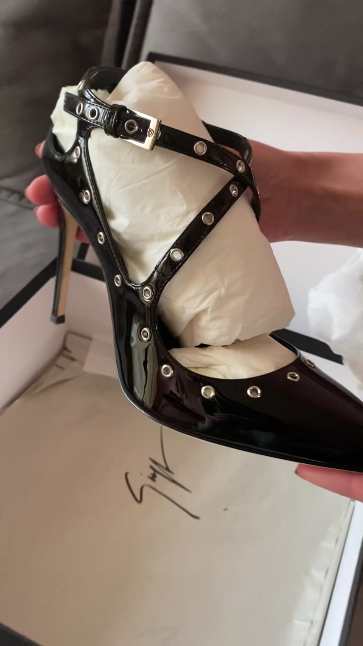 Туфли Giuseppe Zanotti, новые, оригинал - видео 7