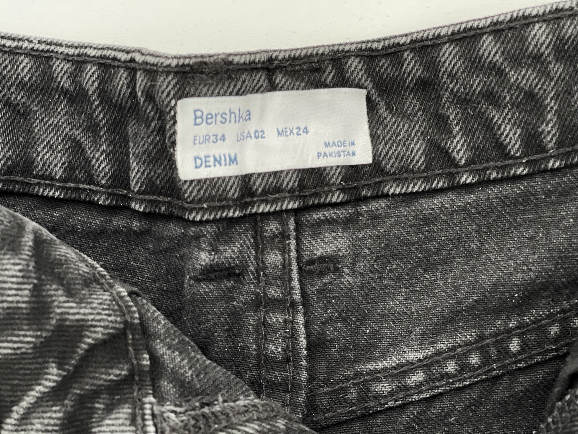Шорты джинсовые Bershka 34 - миниатюра 4