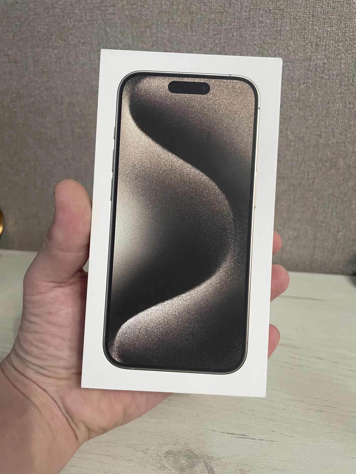iPhone 15 pro - миниатюра 2