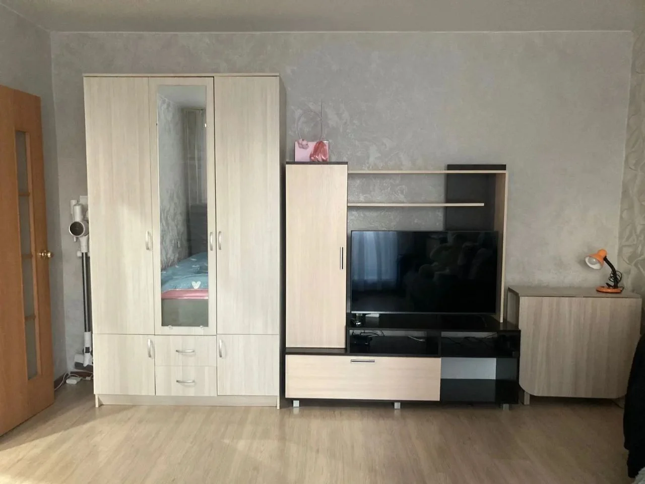 Сдам 1-комнатную квартиру - миниатюра 3