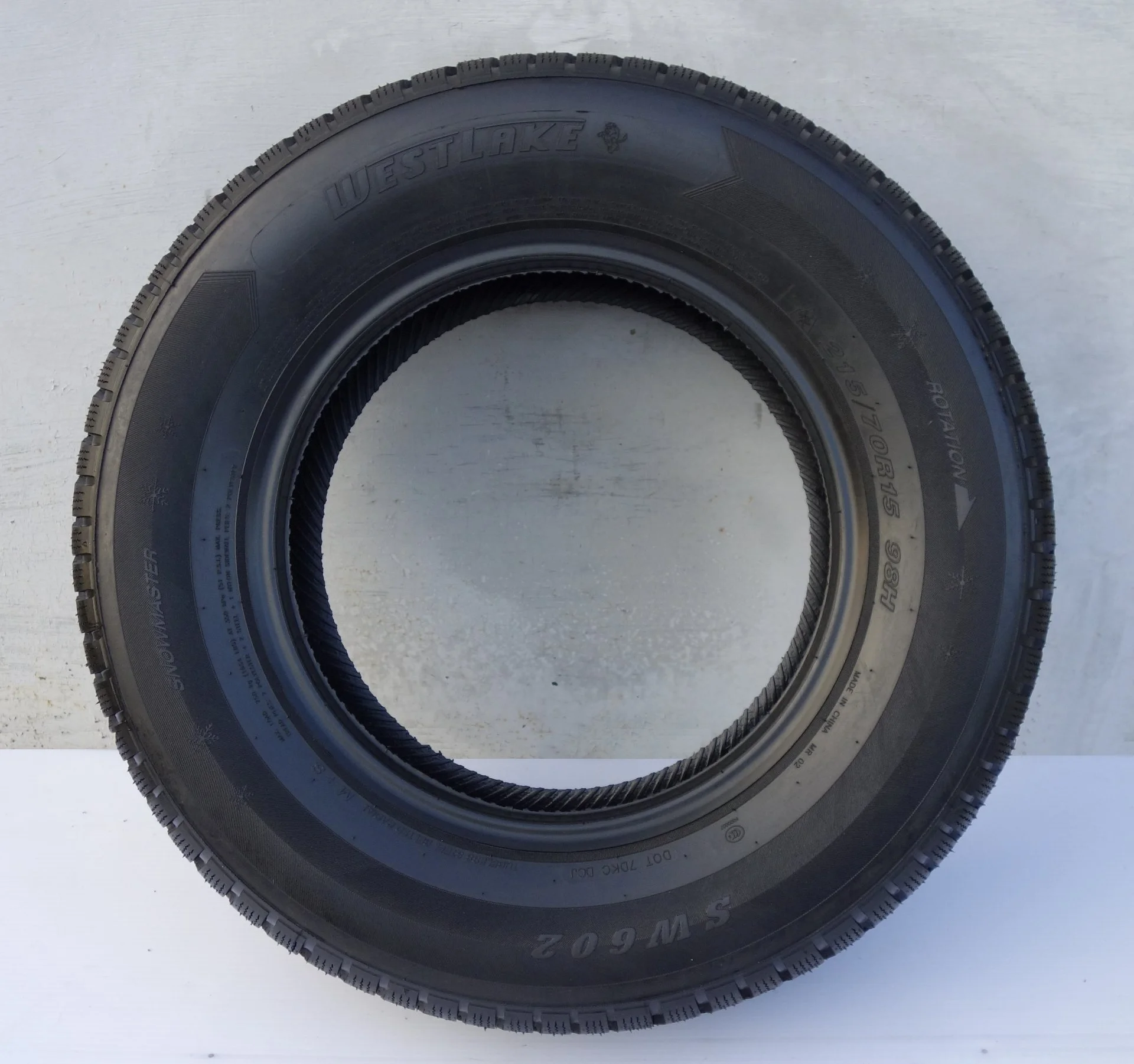 Автомобильная шина WestLake SW602 215/70R15 98H - миниатюра 2