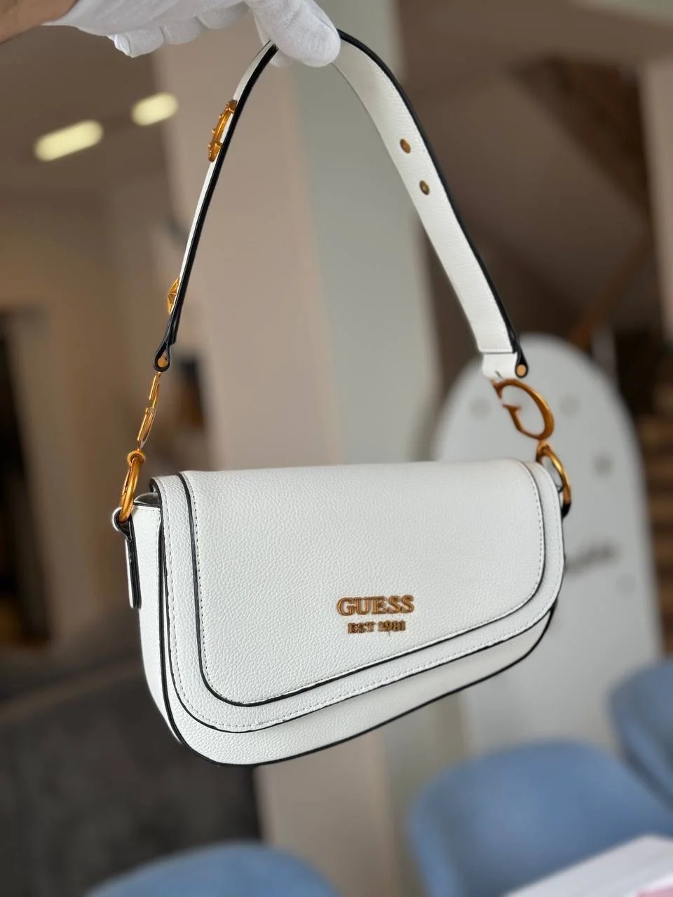 Сумка Guess седло - миниатюра 3