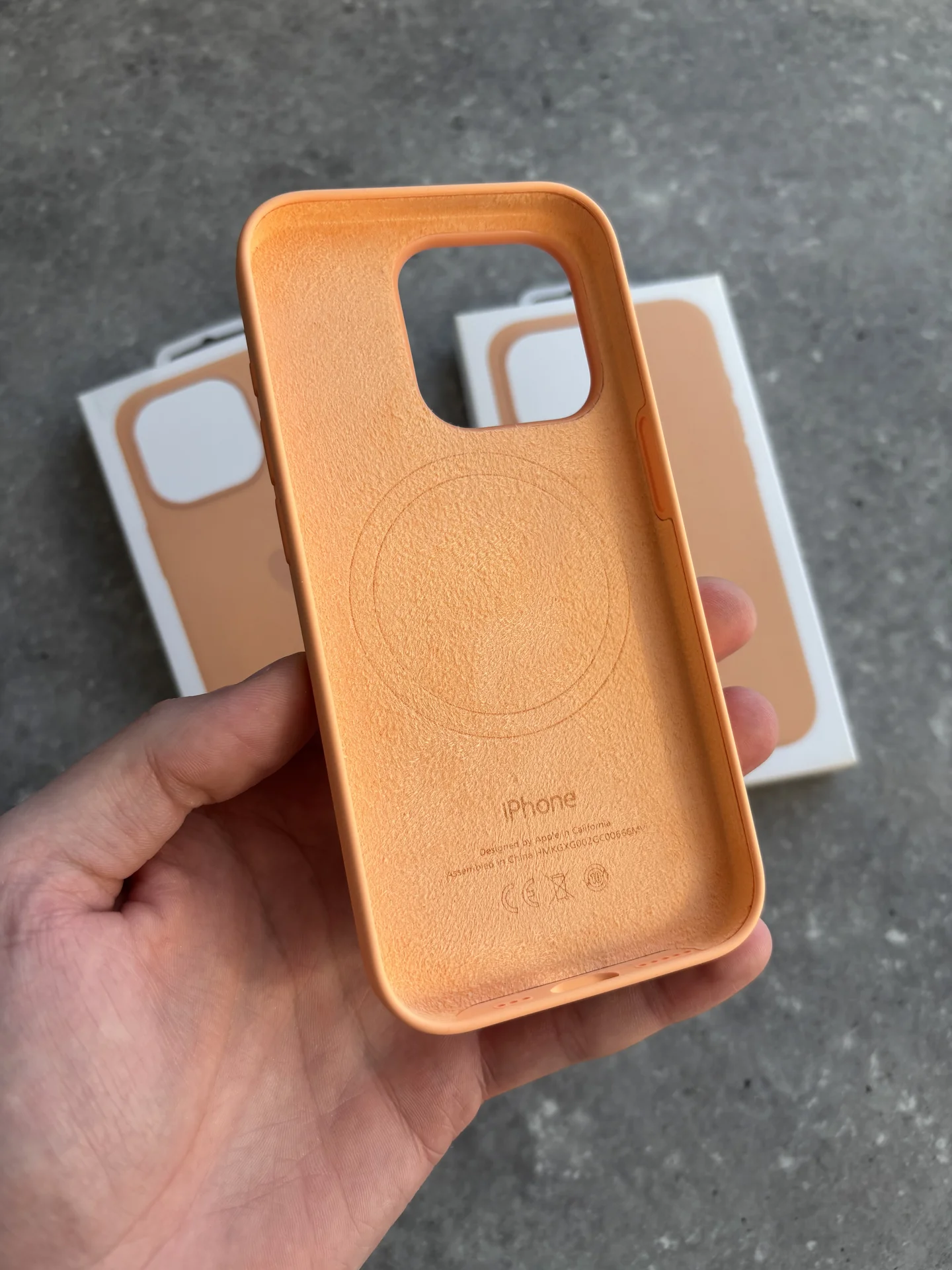 Чехол Silicon Case iPhone 15 Pro Orange оранжевый - миниатюра 6