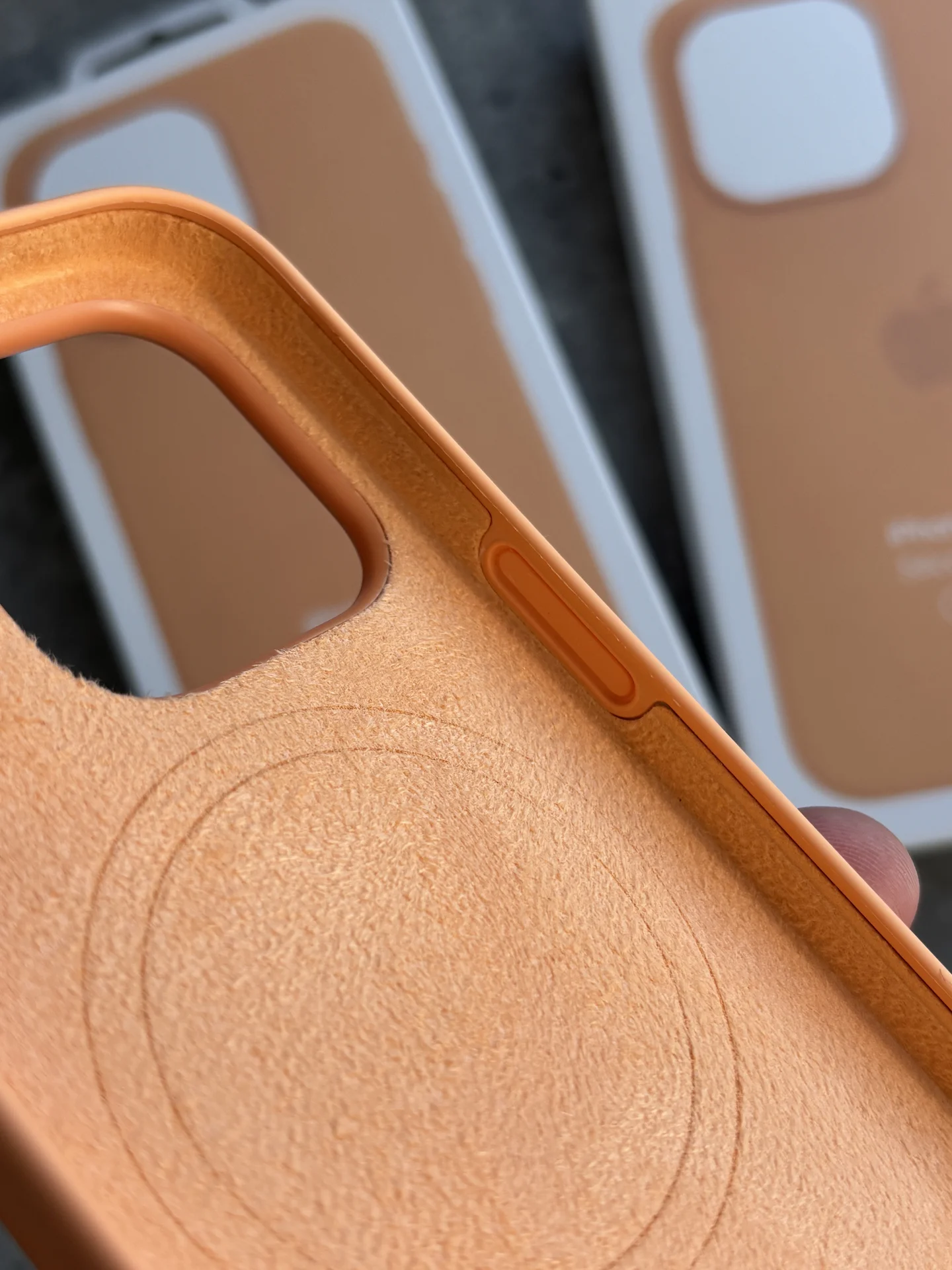 Чехол Silicon Case iPhone 15 Pro Orange оранжевый - миниатюра 7