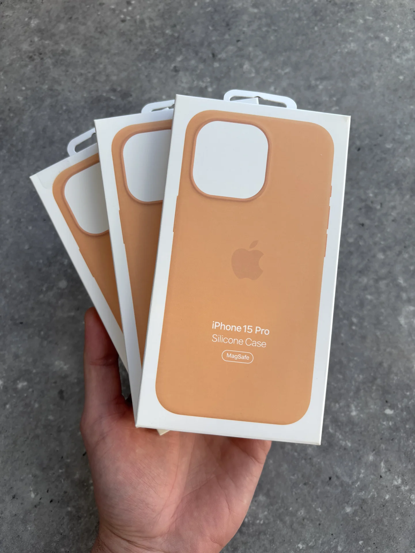 Чехол Silicon Case iPhone 15 Pro Orange оранжевый - миниатюра 10