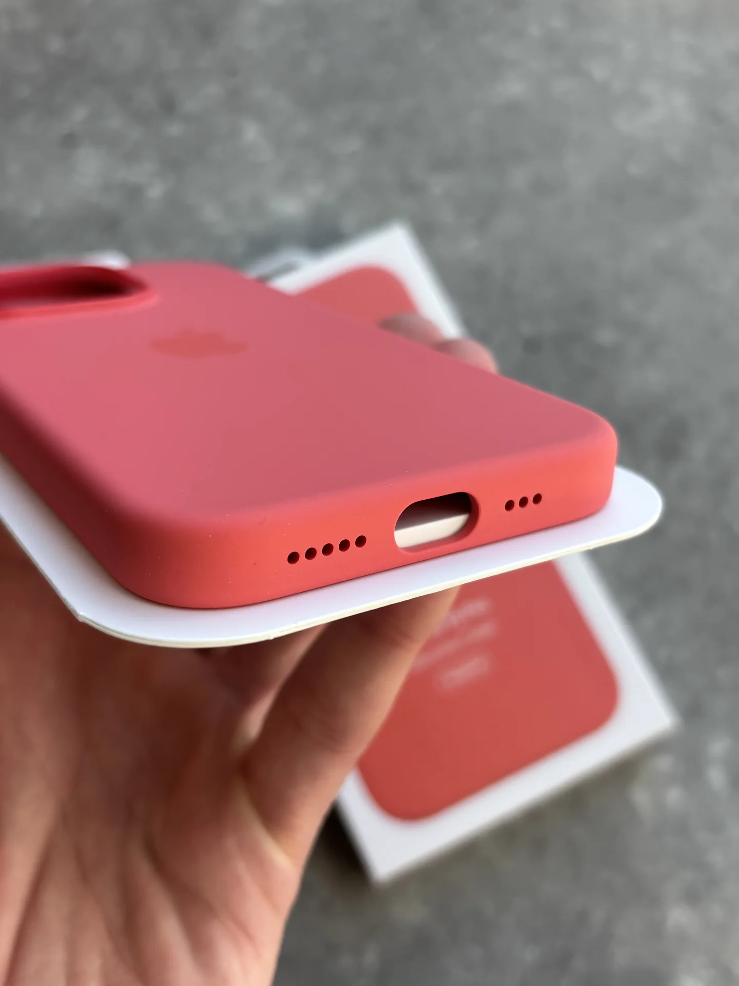 Чехол Silicon Case iPhone 15 Pro Guava гуава - миниатюра 4