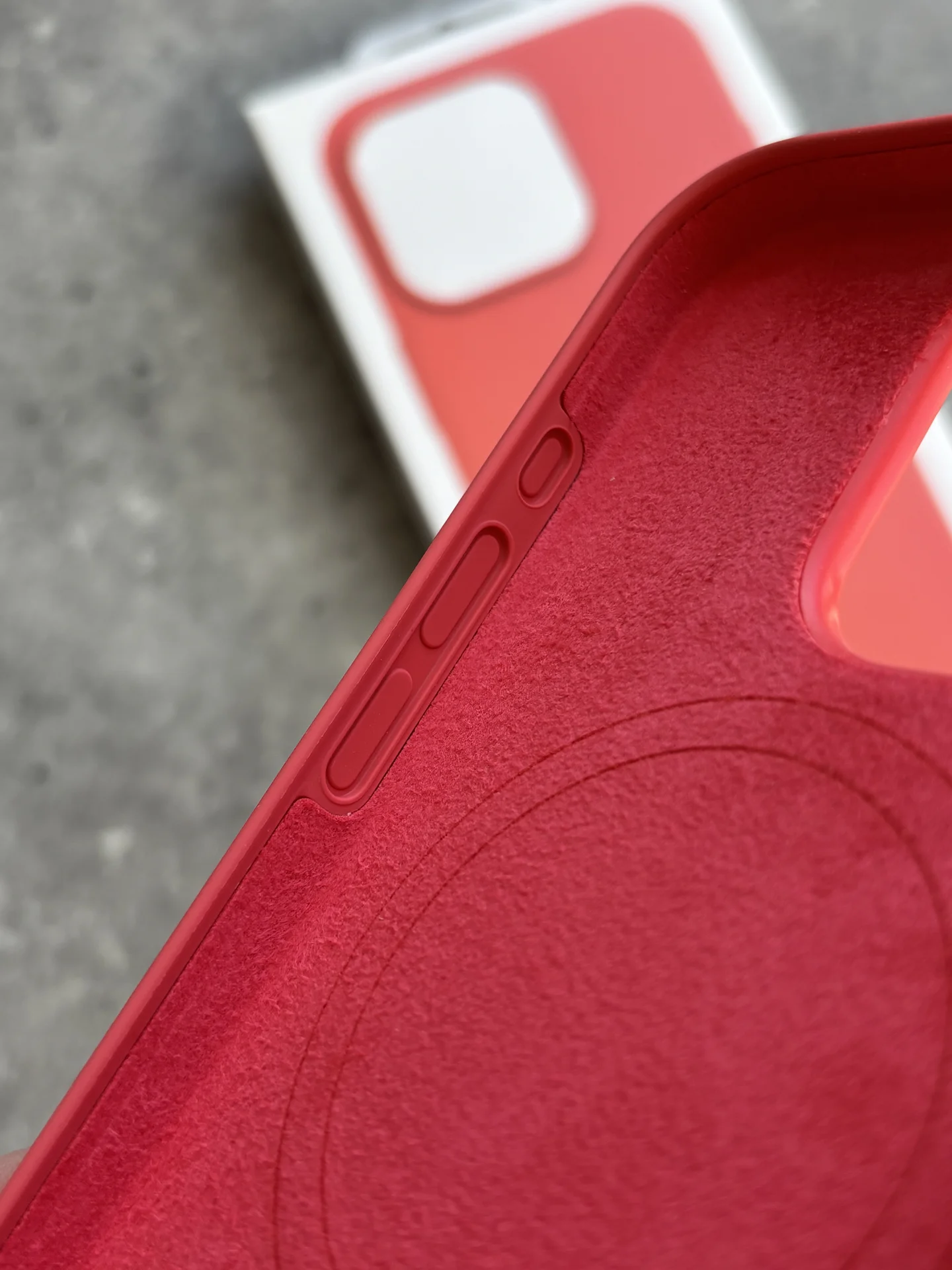 Чехол Silicon Case iPhone 15 Pro Guava гуава - миниатюра 7