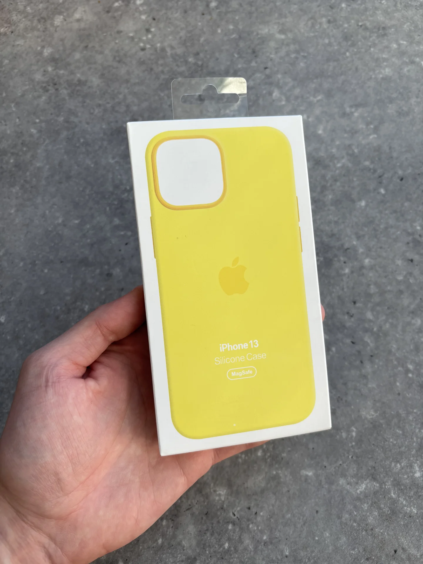 Чехол Silicon Case iPhone 13 Lemon Zest желтый - миниатюра 8