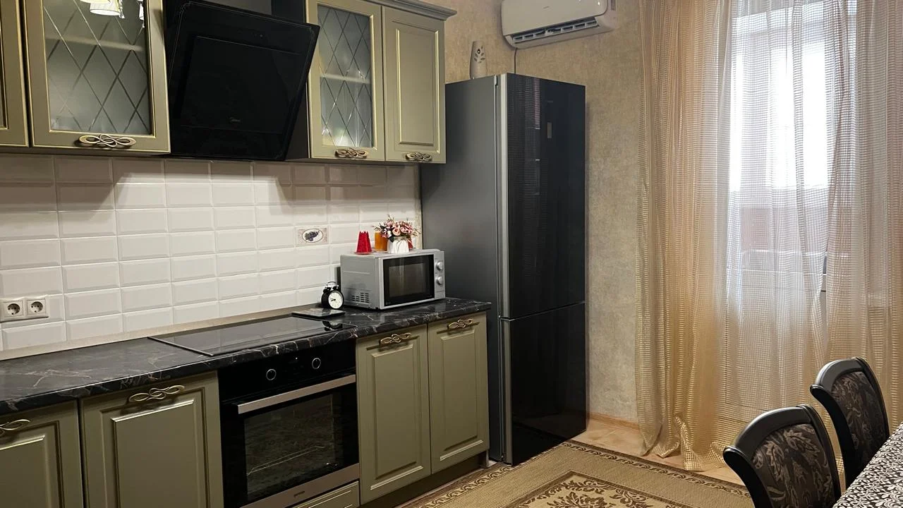 ПРОДАМ 2х комн квартиру в Краснодаре, р-н ЧМР, ул. Кубанская. - миниатюра 3