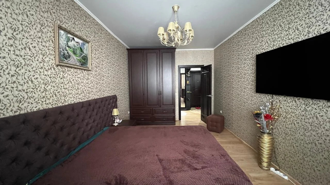ПРОДАМ 2х комн квартиру в Краснодаре, р-н ЧМР, ул. Кубанская. - миниатюра 6