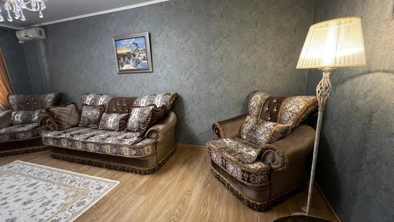 ПРОДАМ 2х комн квартиру в Краснодаре, р-н ЧМР, ул. Кубанская. - миниатюра 9