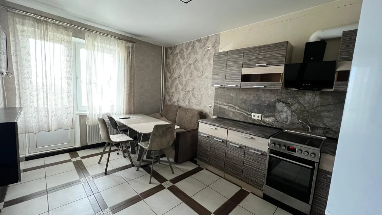 ПРОДАМ 3х комн кв-ру в Краснодаре по цене 2х комн, по ул. Воробьева - миниатюра 10