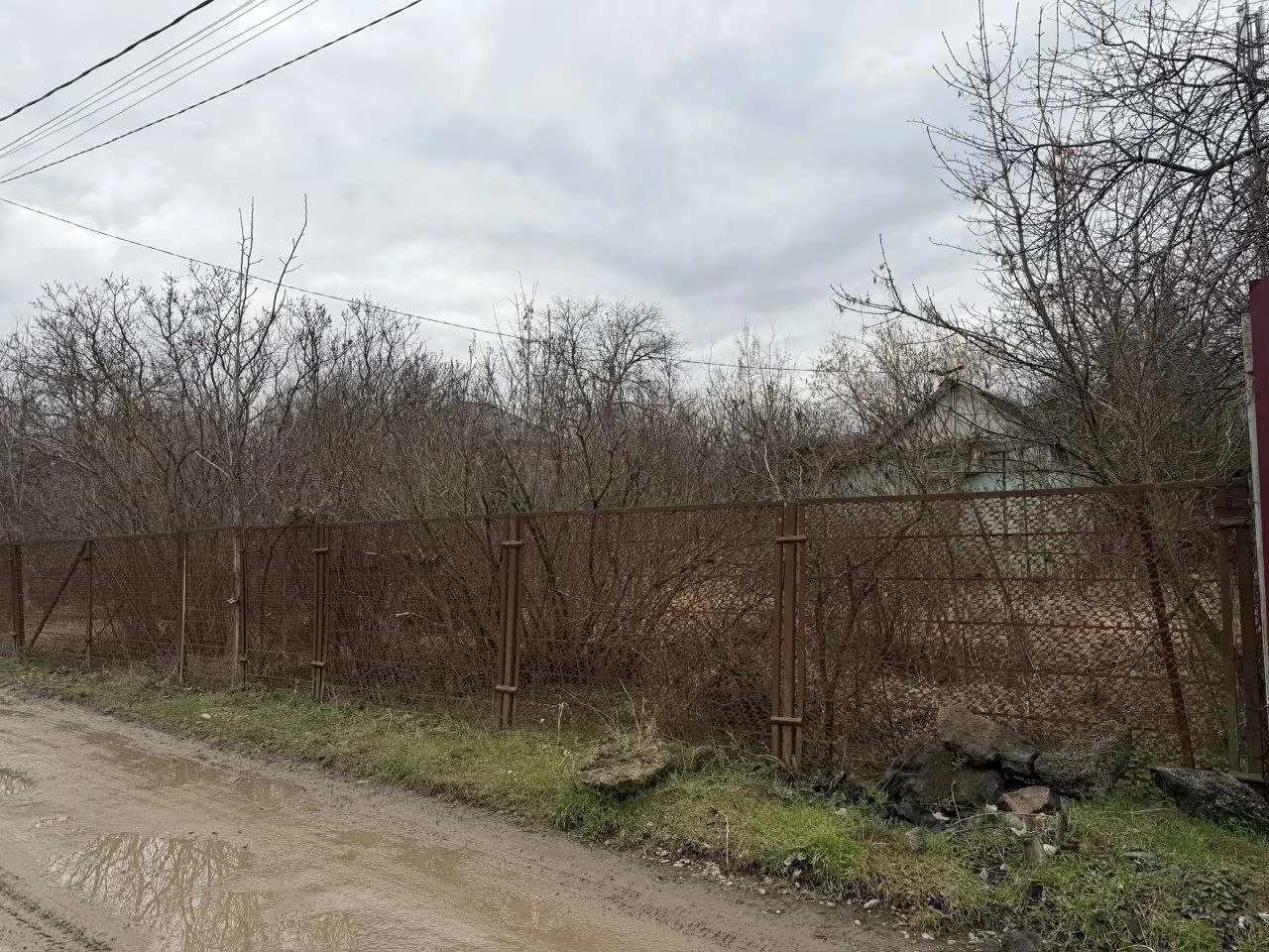 Продам участок 10 сот, газ, свет, вода, Ф-40м 11км Ростовского шоссе - миниатюра 2
