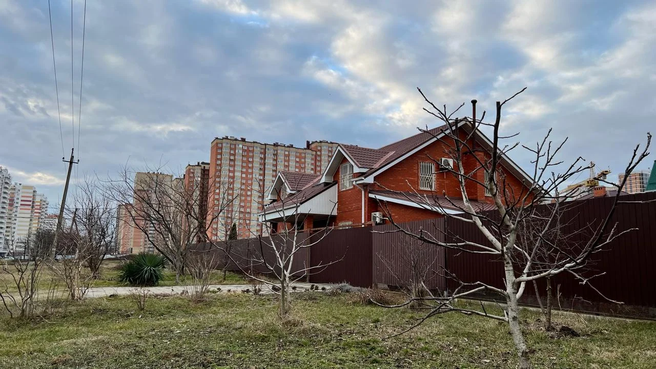 ПРОДАМ участок 8 сот в Краснодаре, п. Плодородный, все ком-ции, Ф-20м - миниатюра 2