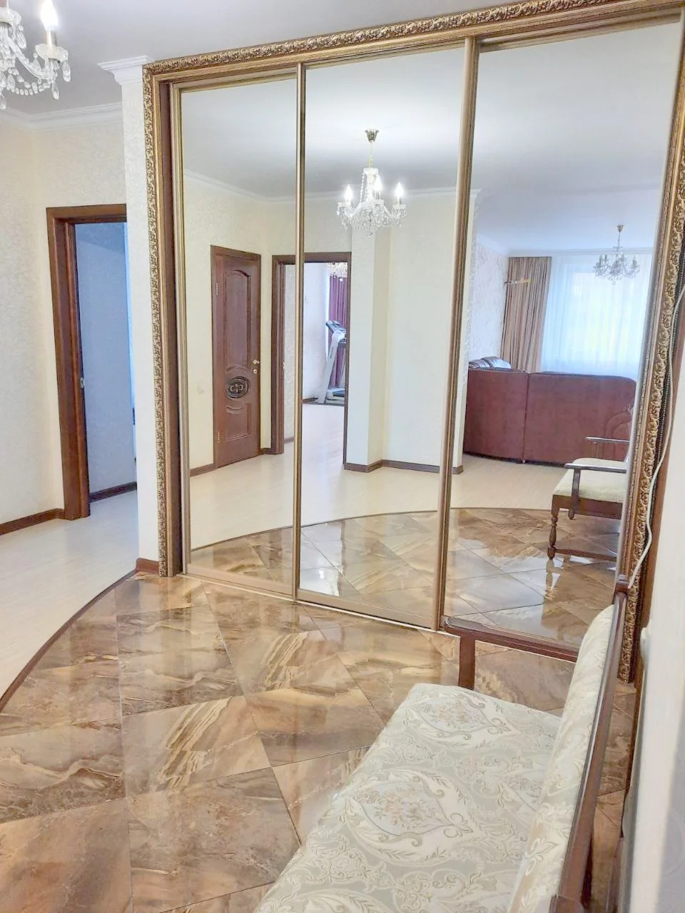 ПРОДАМ 3х комн кв-ру в г. Краснодаре, р-н ФМР, ул. Яна Полуяна 51/1 - миниатюра 13