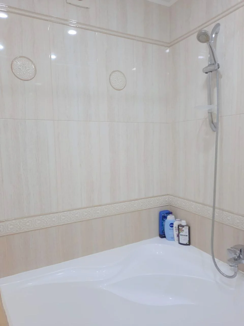 ПРОДАМ 3х комн кв-ру в г. Краснодаре, р-н ФМР, ул. Яна Полуяна 51/1 - миниатюра 19