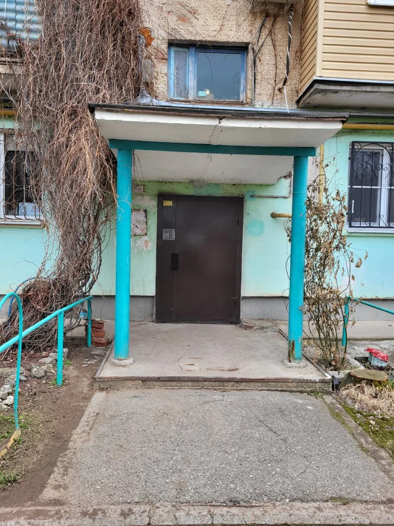 Продам однокомнатную квартиру в спальном районе - миниатюра 19