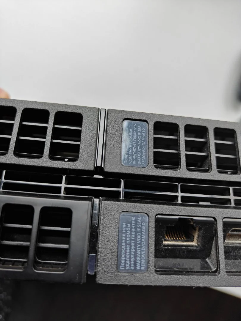 PS4 1208, 500Gb, 2 геймпада, 15 игр - миниатюра 2