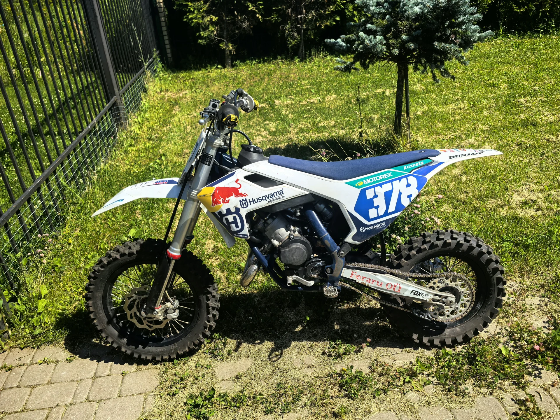 Husqvarna 65 cc 2023 настоящий кроссовый мотоцикл - миниатюра 4