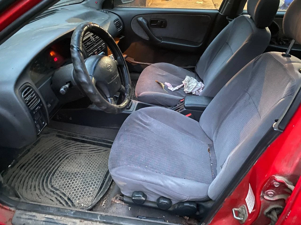 Nissan Primera P10 - миниатюра 8