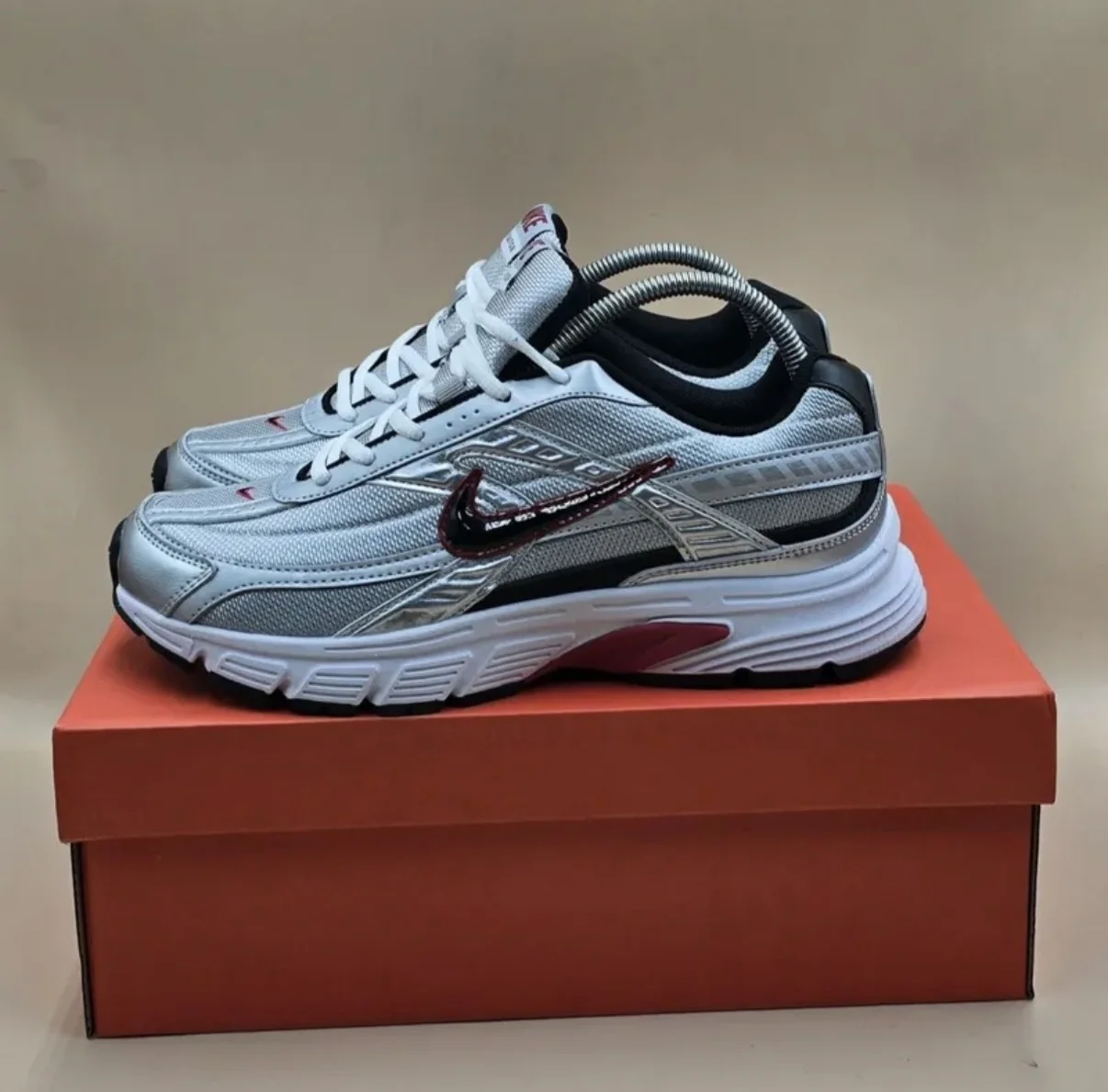 кроссовки nike Initiator - изображение 1