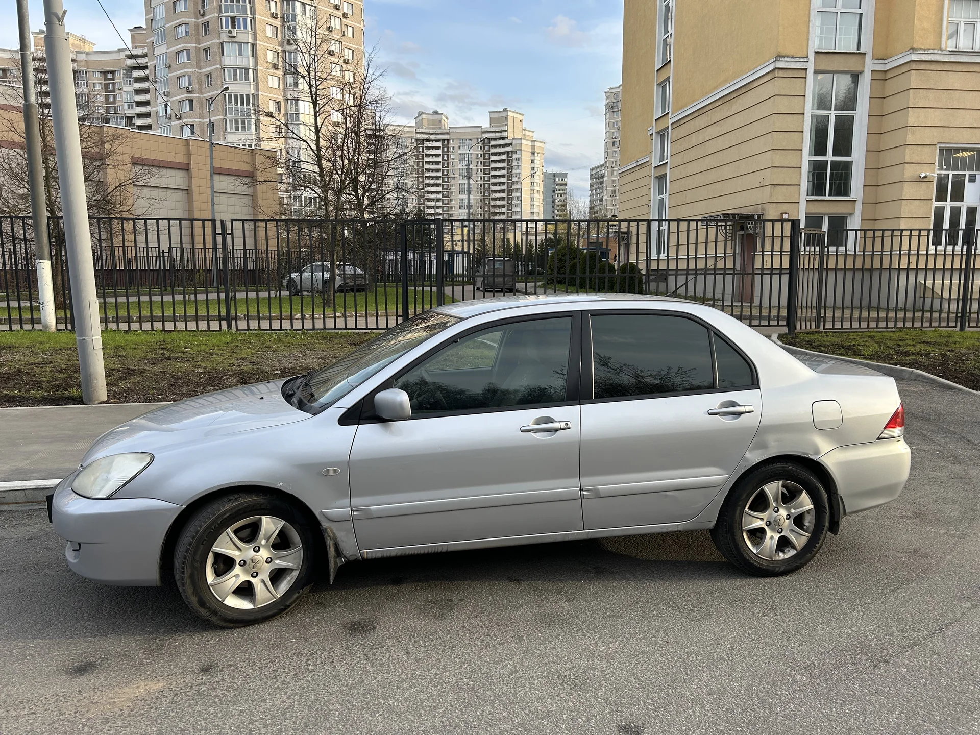 Продаю lancer 9 - миниатюра 2