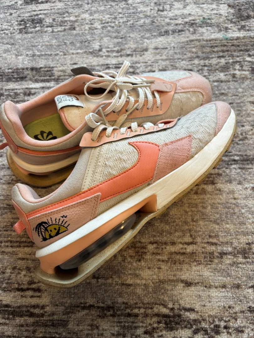 Кроссовки Nike Air Max Pre-Day SE 'Sun Club - миниатюра 3