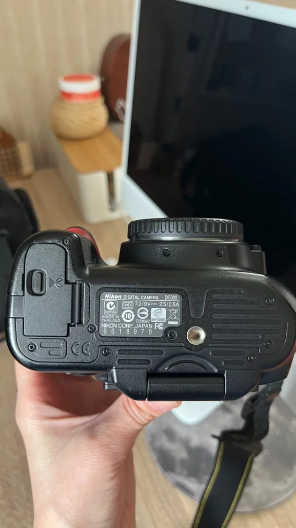 Nikon D5000 + сумка - миниатюра 6