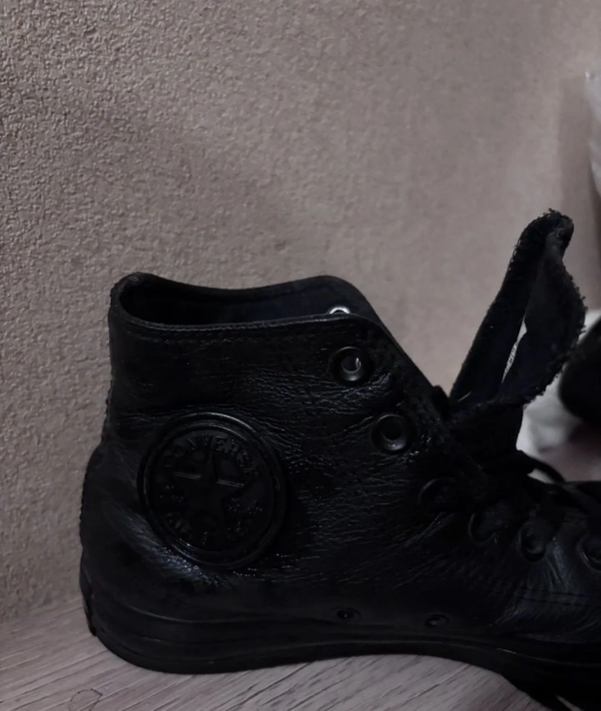 Кеды Converse Chuck Taylor All Star кожаные черные - миниатюра 2