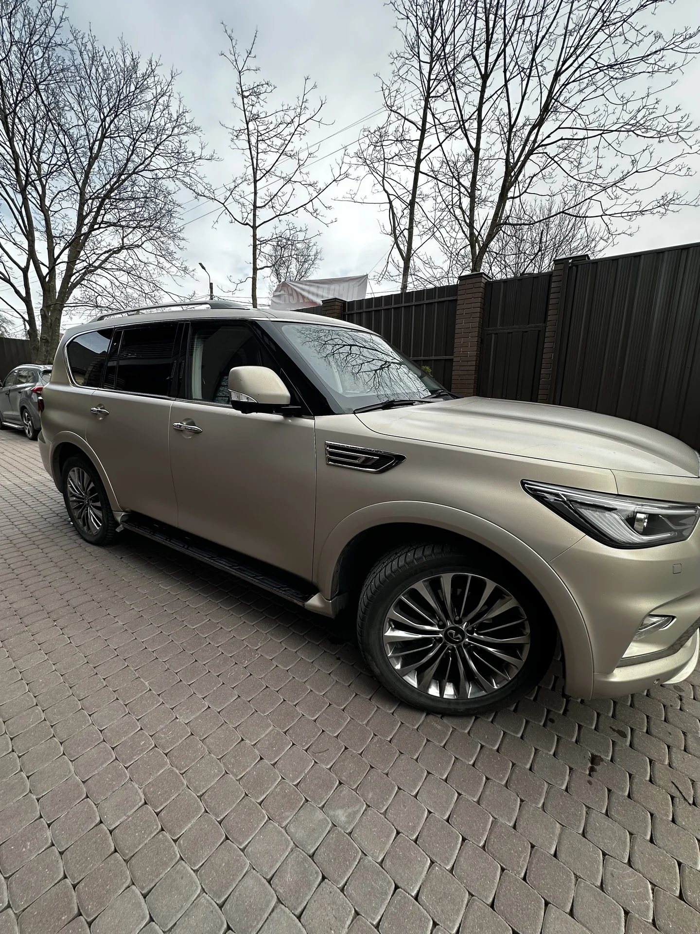 Infinity QX80 - миниатюра 2