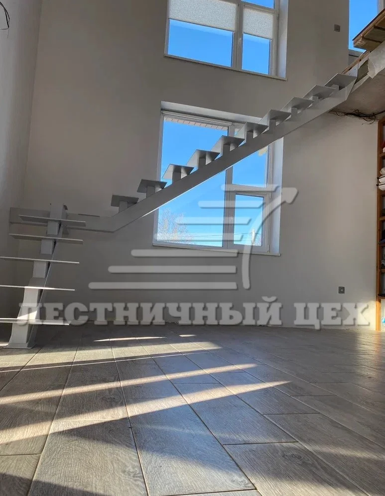 Каркас лестницы на монокосоуре под подсветку - миниатюра 5