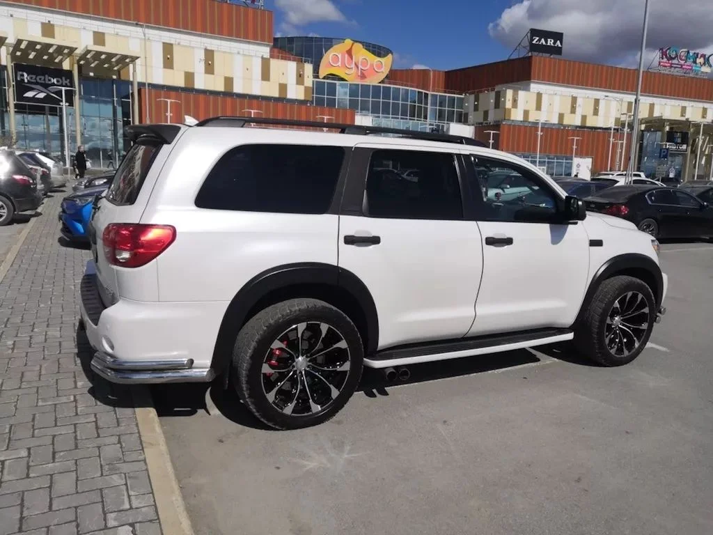 Фендера , расширители арок на Toyota Sequoia - миниатюра 4