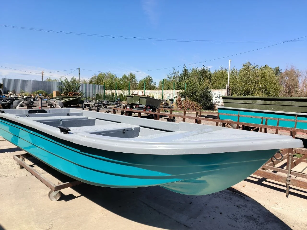 Астраханские лодки Omega XL 45 верфь RBoat - миниатюра 7
