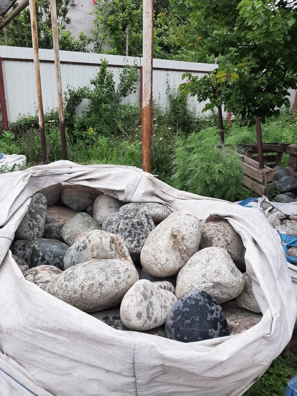 Природный камень плитняк валуны в Астрахани со склада - миниатюра 12