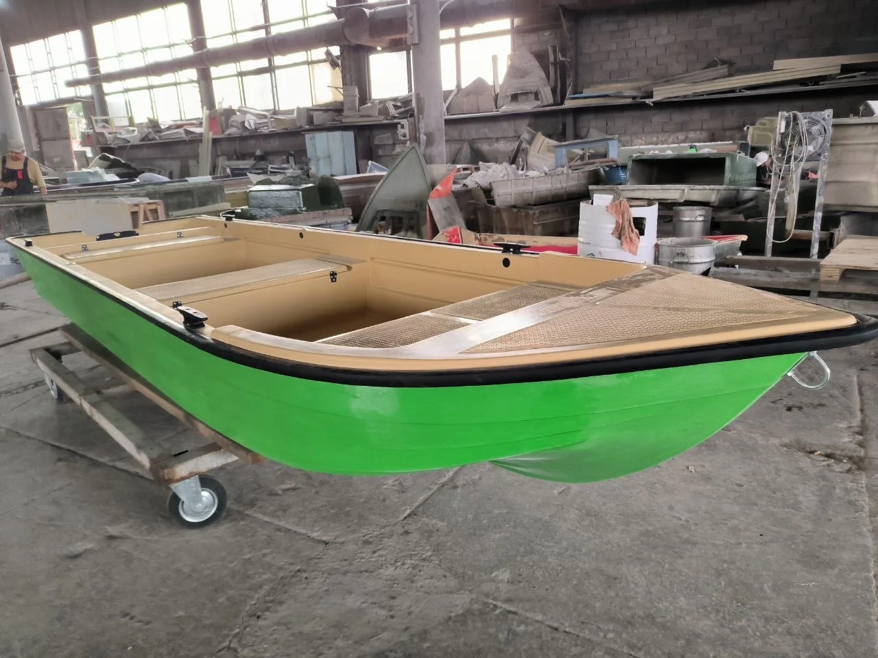 Астраханские лодки Omega XL 50 судоверфь RBoat - миниатюра 8