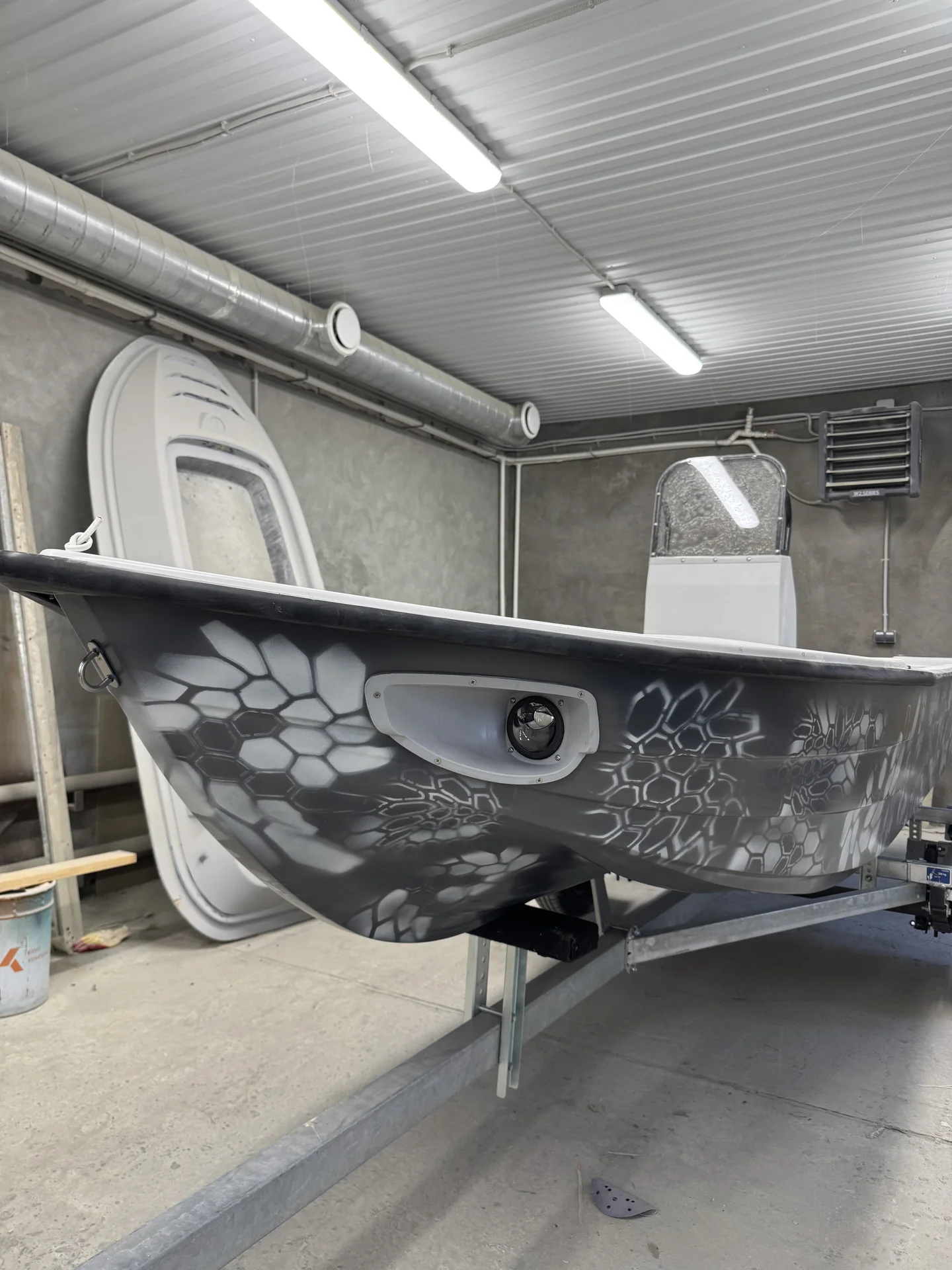 Астраханские лодки Omega XL 50 судоверфь RBoat - миниатюра 17