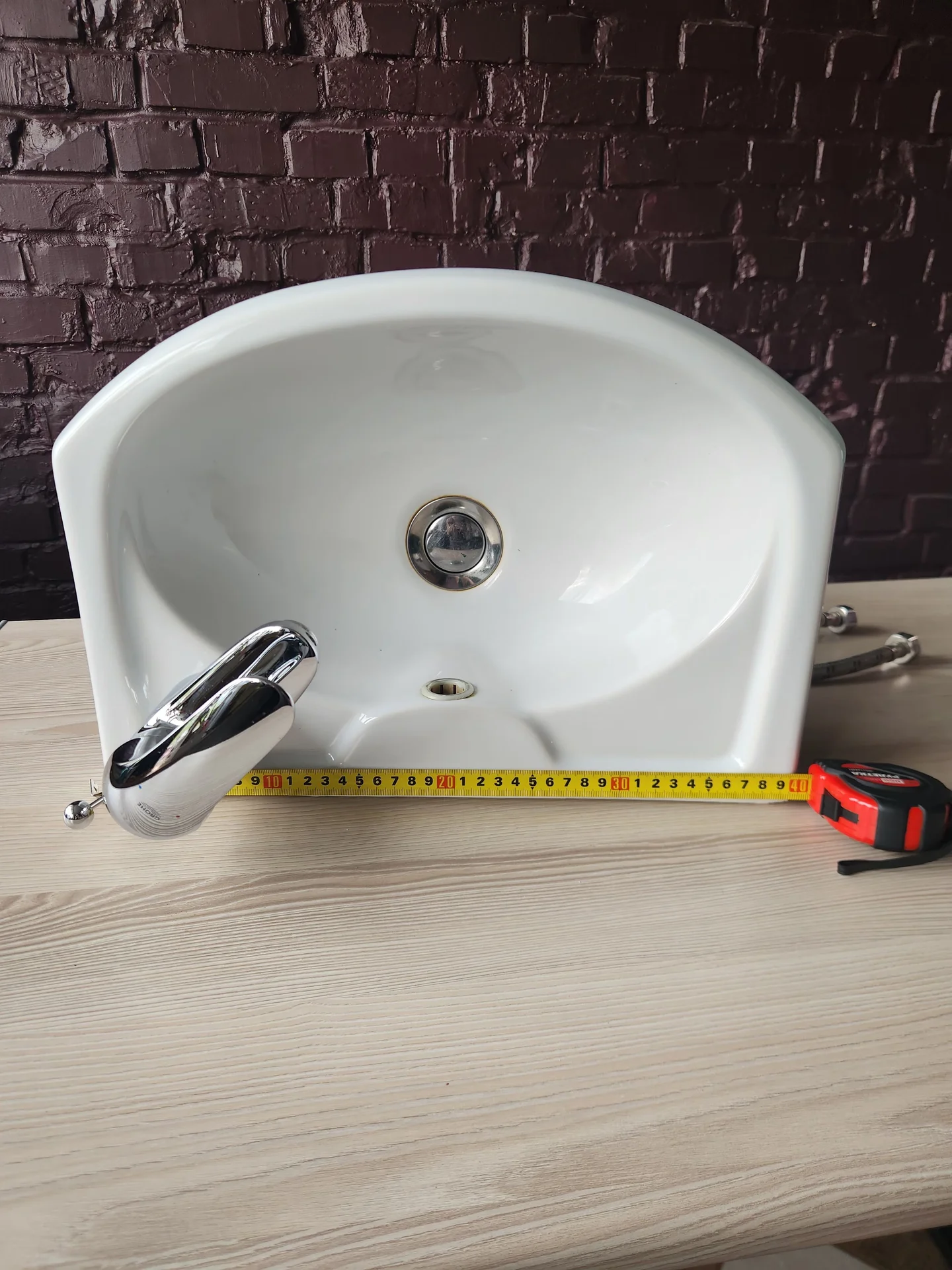 Смеситель Grohe с раковиной - миниатюра 4