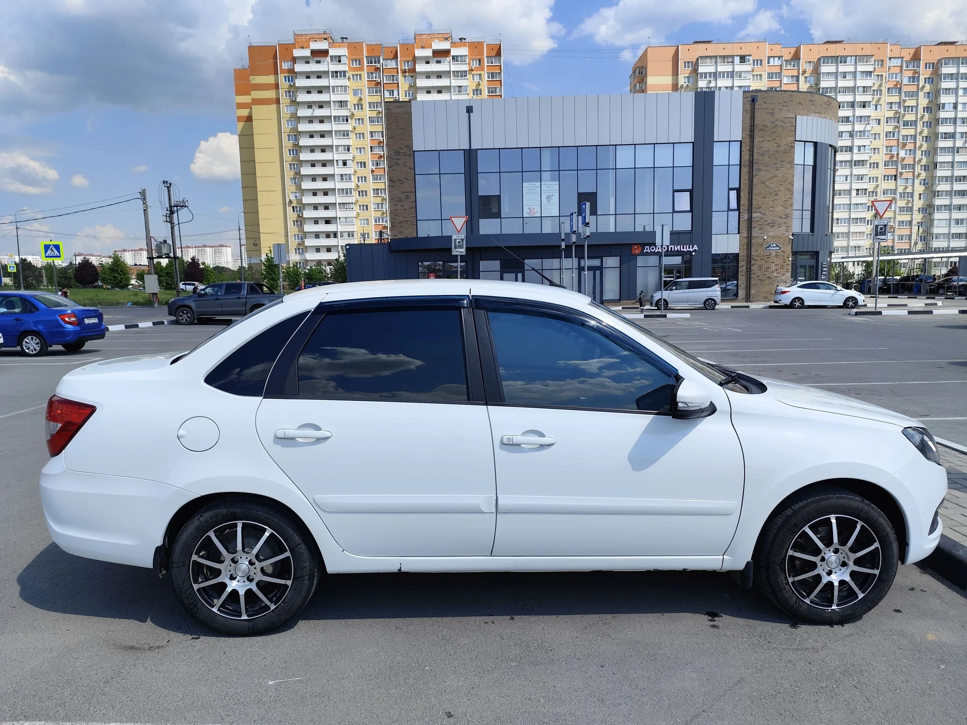 Lada granta - миниатюра 9