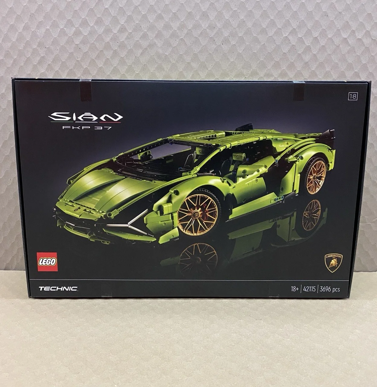 Конструктор Legо 42115 Technic Lamborghini Sian FK - миниатюра 4