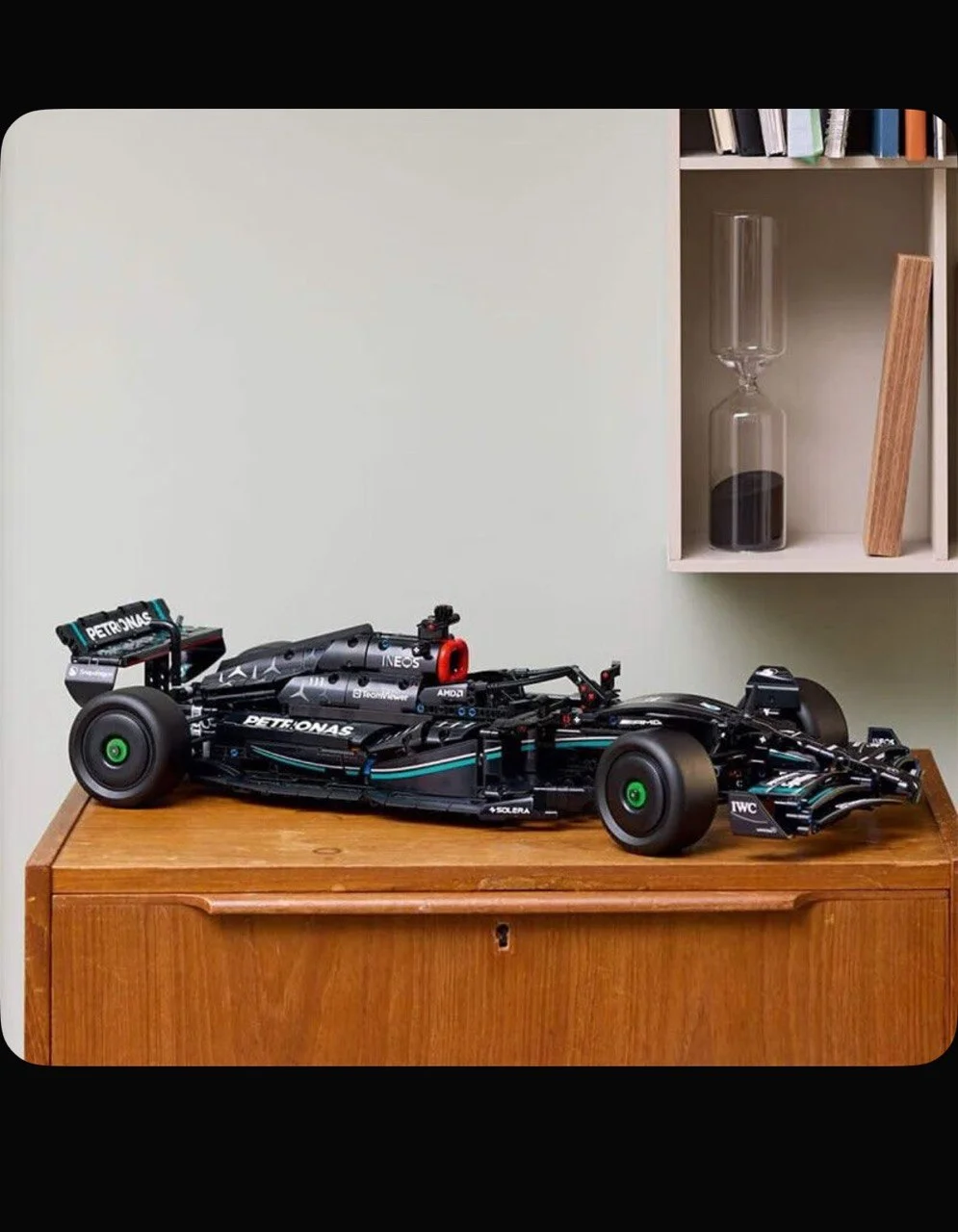 Конструктор Lego Technic 42171 Mercedes-AMG F1 W14 - миниатюра 6