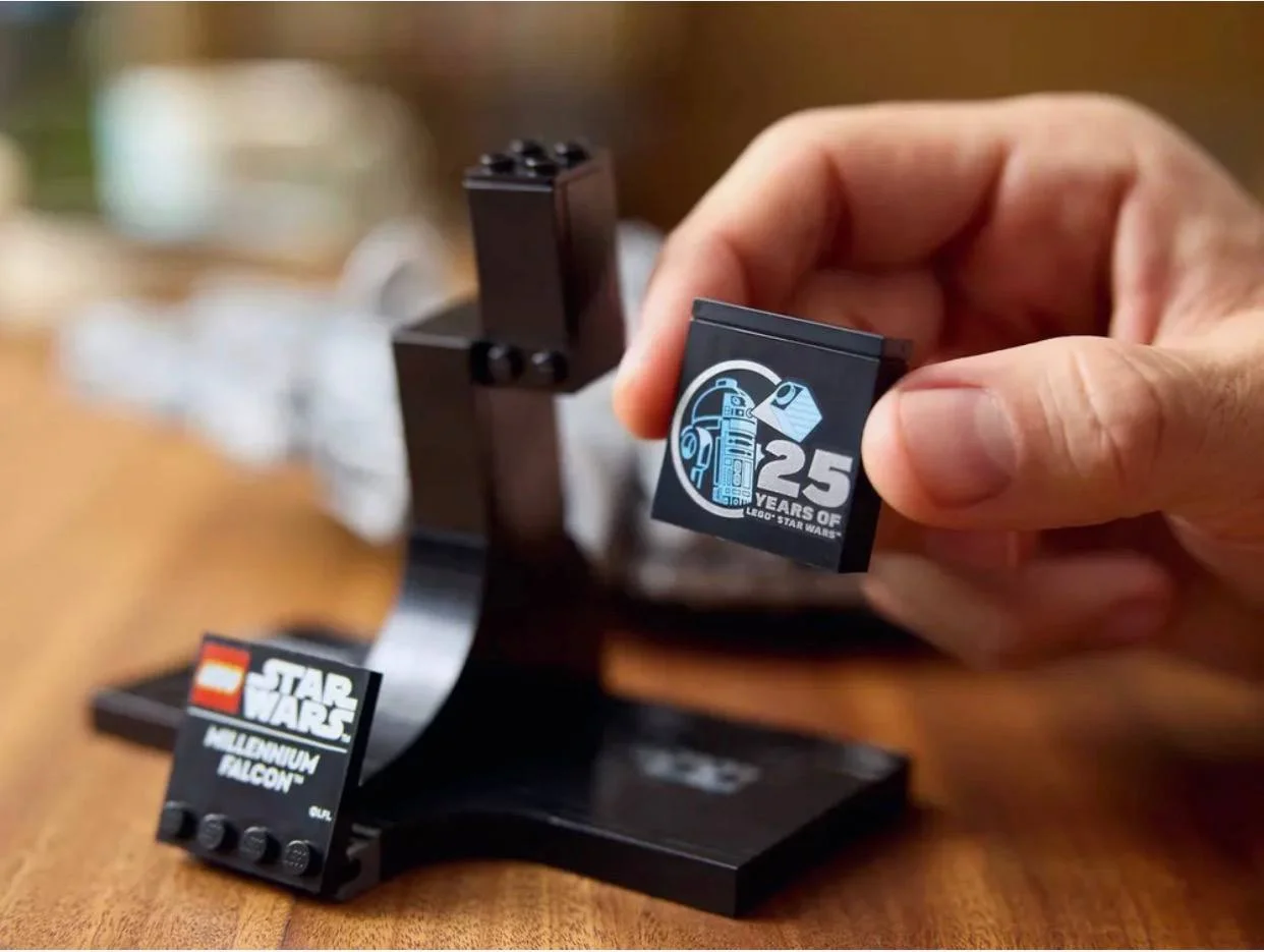 Lego Star Wars 75375 Сокол Тысячелетия - миниатюра 12