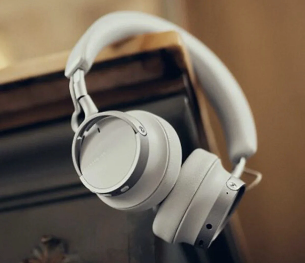 Беспроводные Наушники beyerdynamic aventho 100 - миниатюра 3