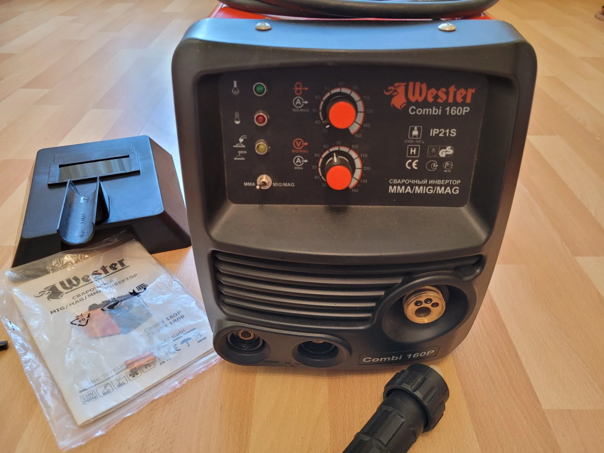 Сварочный инвертор wester Combi 160P MIG/MAG/MMA - миниатюра 2