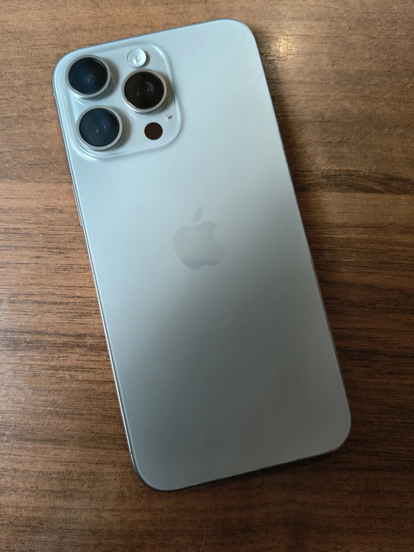 Iphone 15 pro max - миниатюра 2